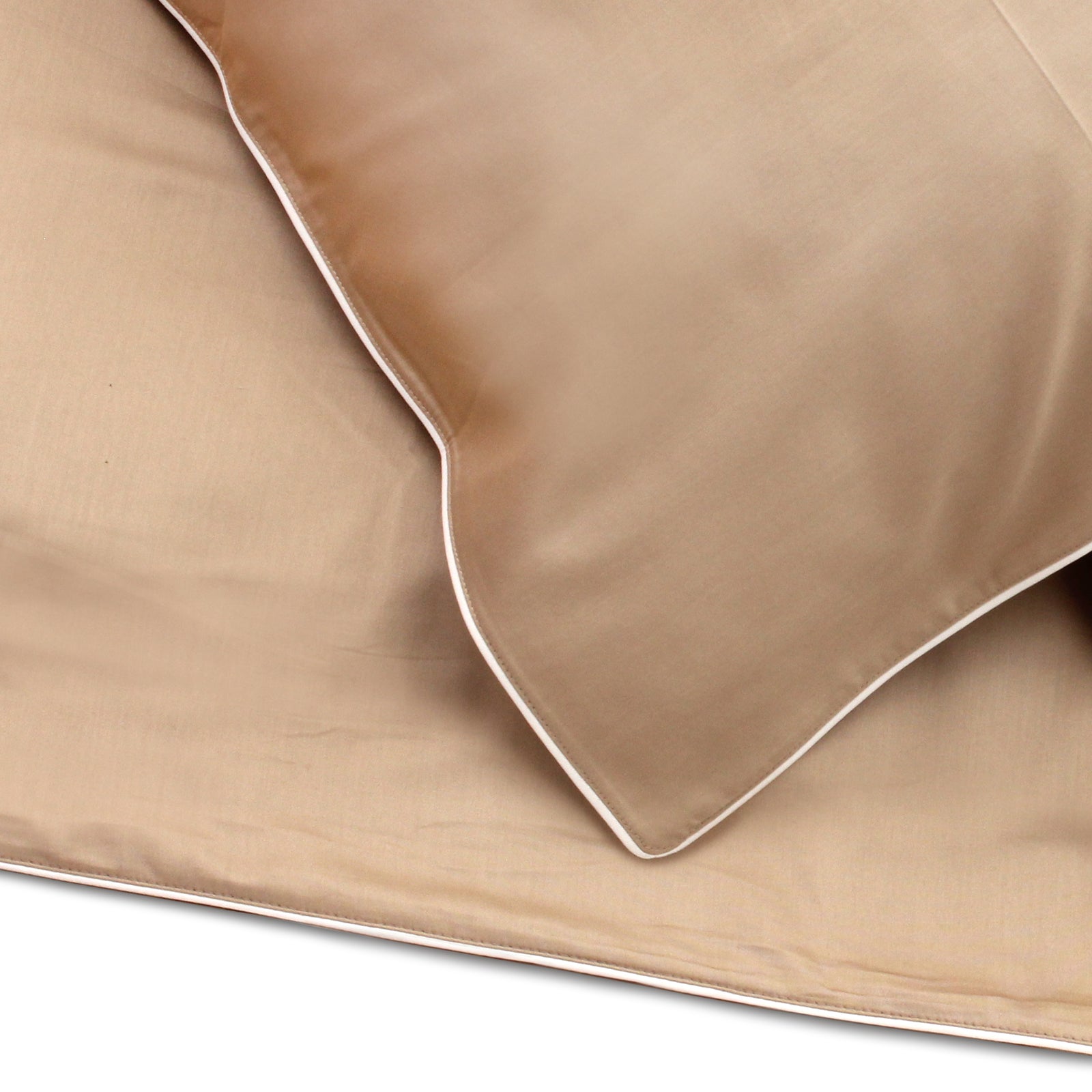 Beige Duvet with Off-white Piping + Pillowcases (600 TC)