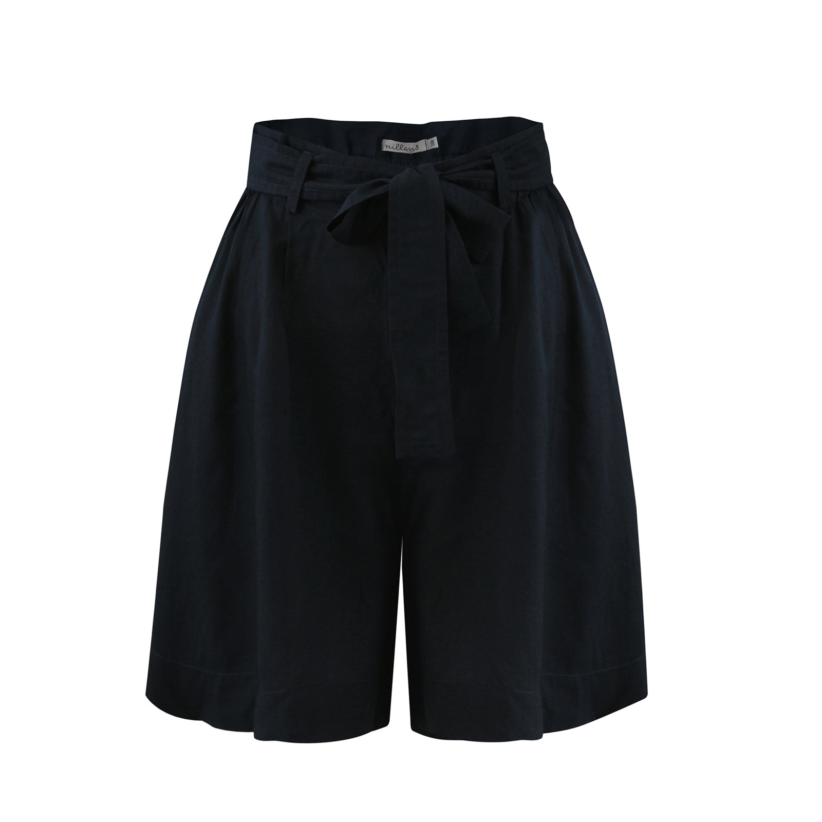 Black Belted Short