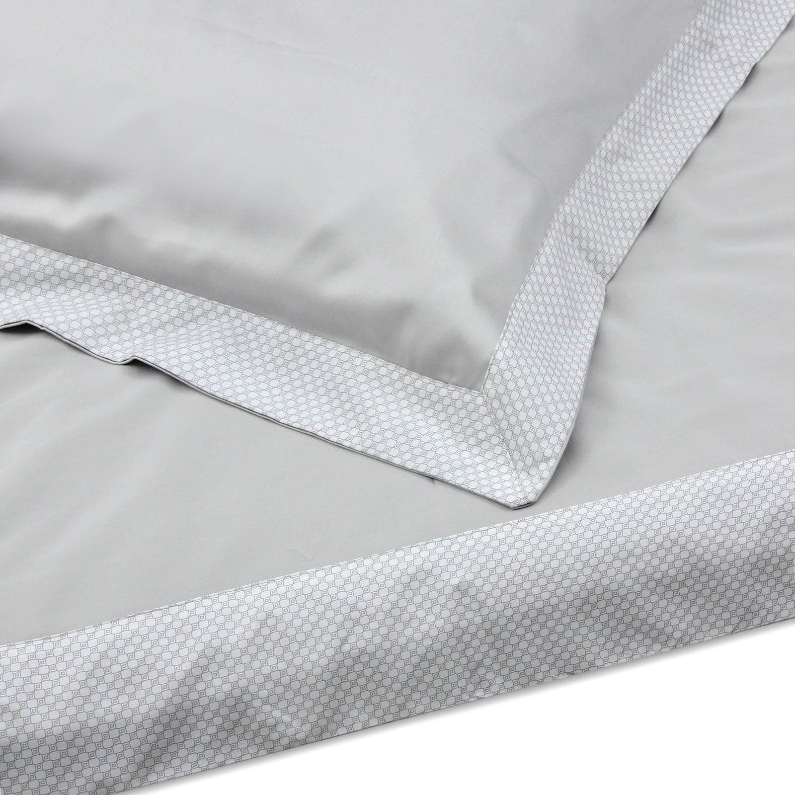 Grey Squares Border Duvet + Pillowcases (600 TC)
