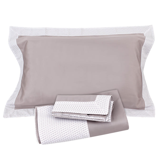 Lilac Horus Sheet + Pillowcases (600 TC)