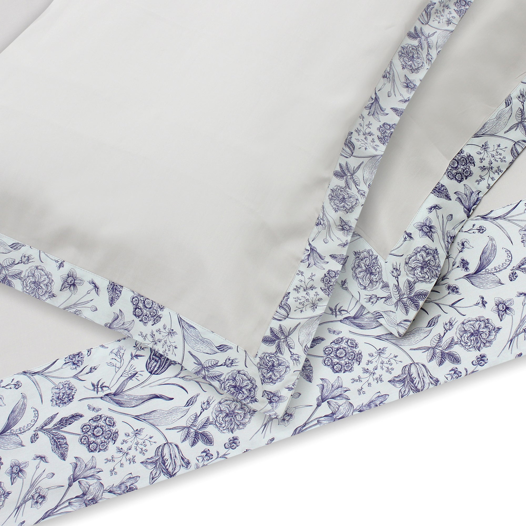 Silver Florals Sheet + Pillowcases (600 TC)