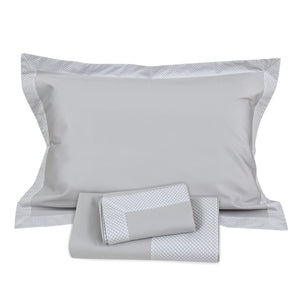 Grey Squares Border Sheet + Pillowcases (600 TC)