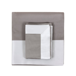 Dark Grey/Silver Border Sheet + Pillowcases (600 TC)