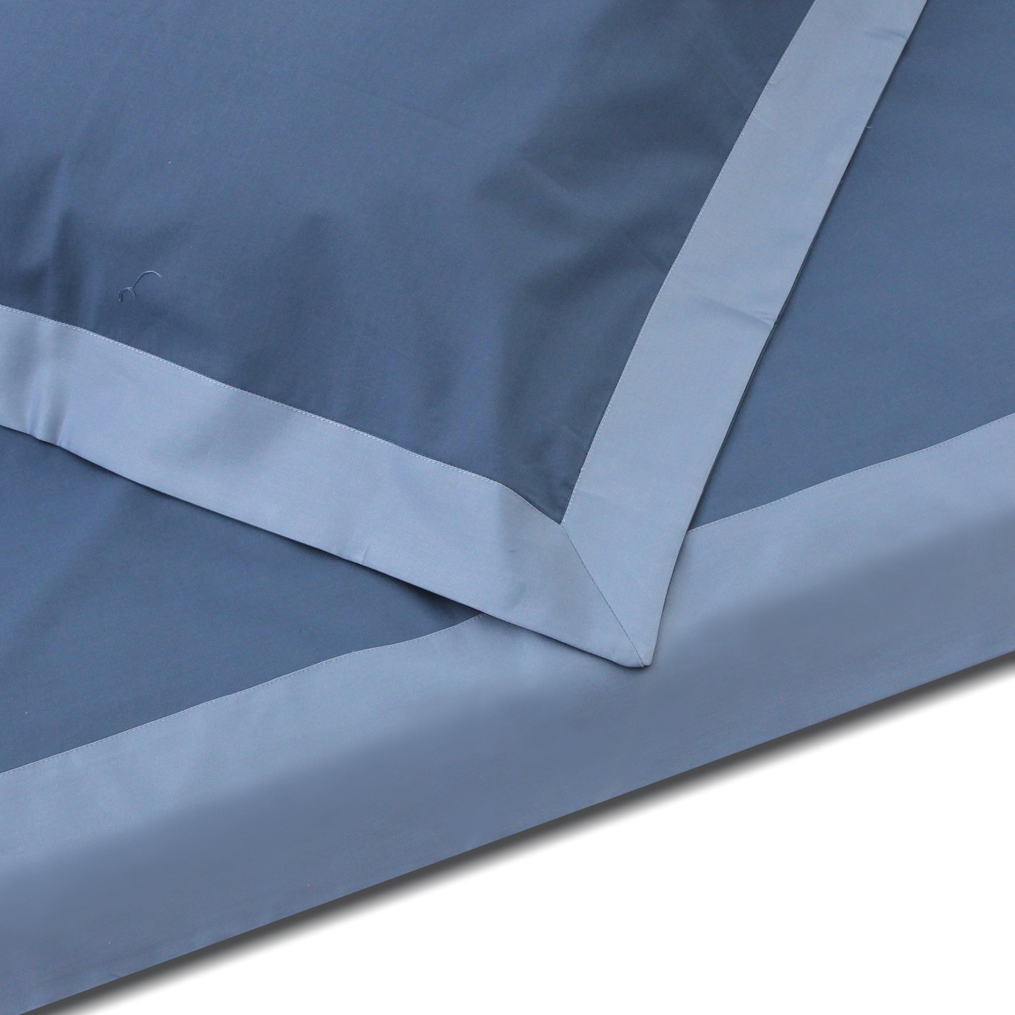 Midnight Blue Border Duvet Cover + Pillowcases (350 TC)