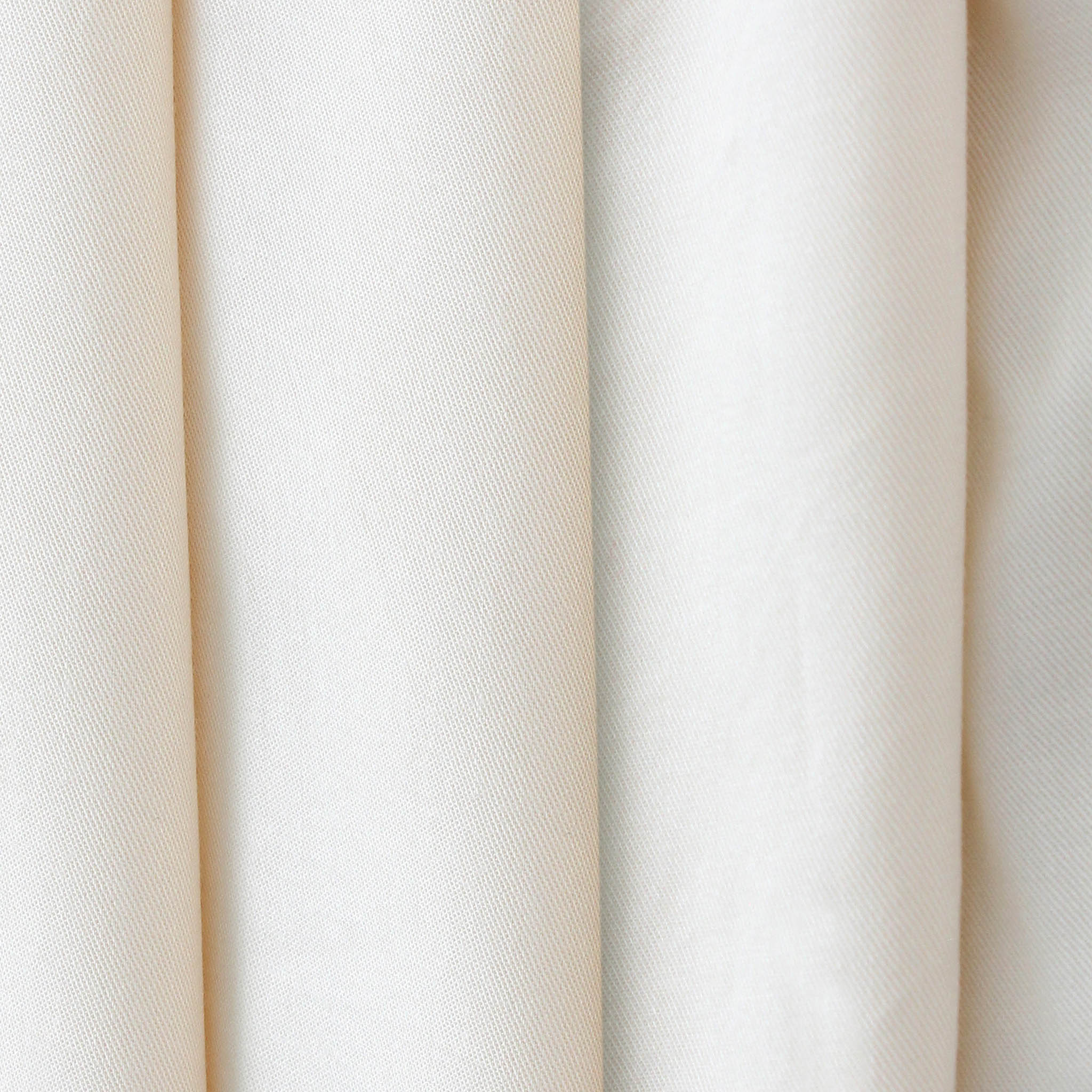 Off-White Piping Silky Viscose Pyjama Set