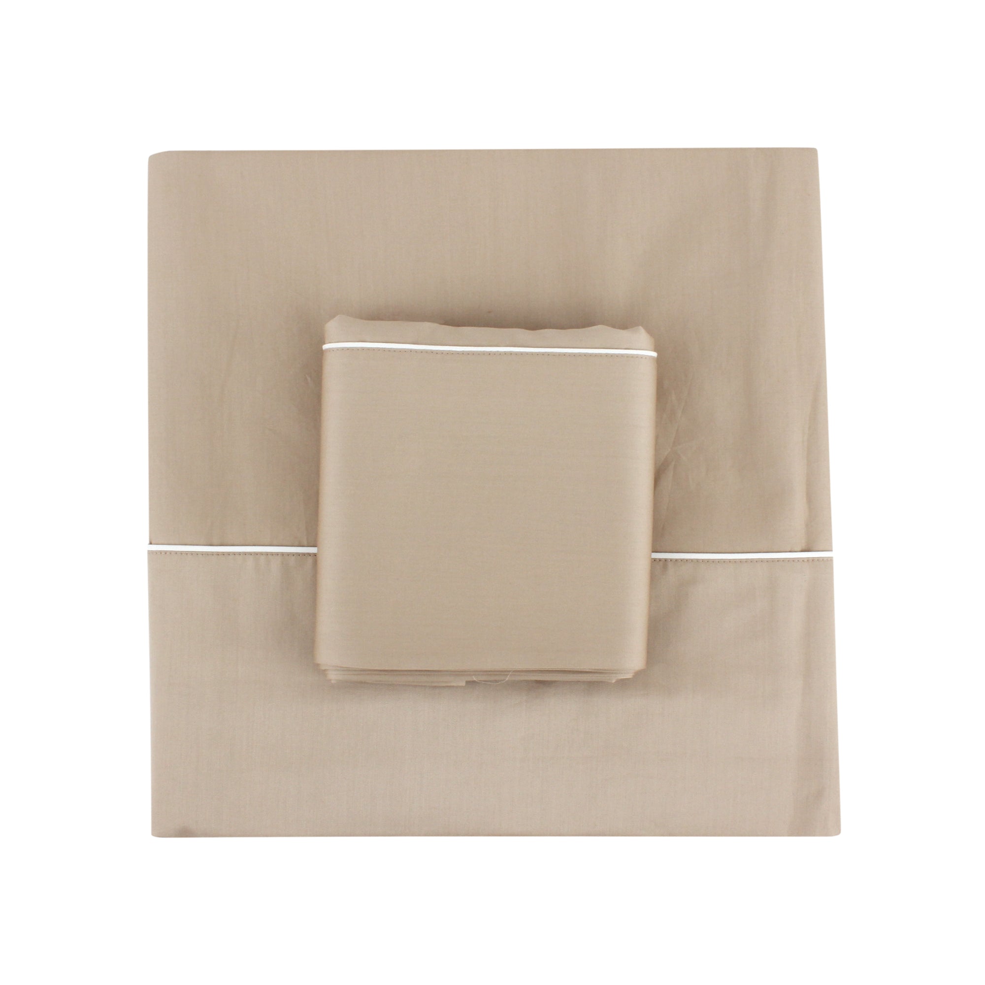 Beige Sheet with Off-White Piping + Pillowcases (600 TC)
