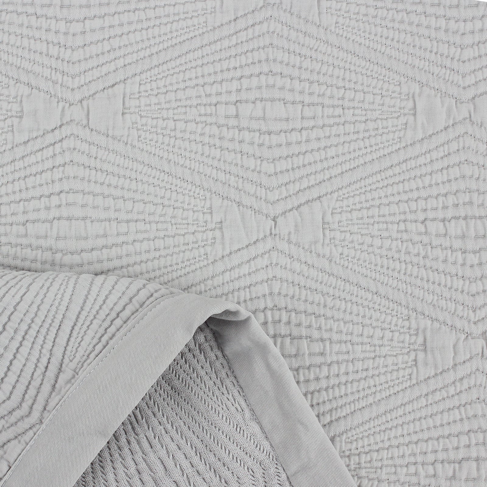 Light Grey Diamond Jacquard Bedspread